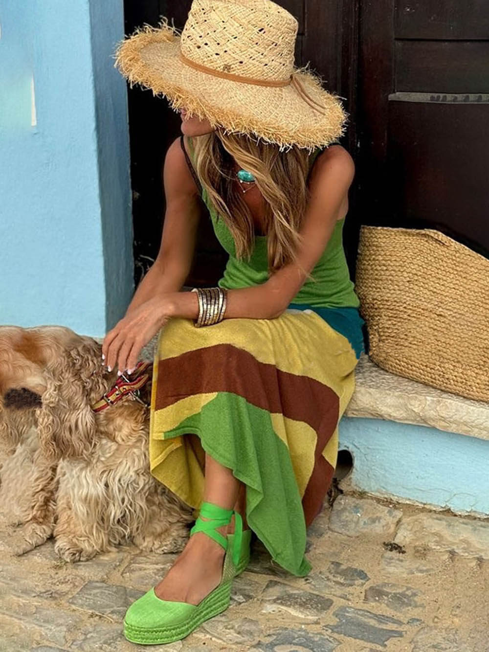Eye-Catching Color-Block Stitch Print Backless Maxi Dress - Slim Fit