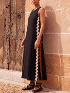 Striped Wave-Embellished Loose Dress with Side Slit