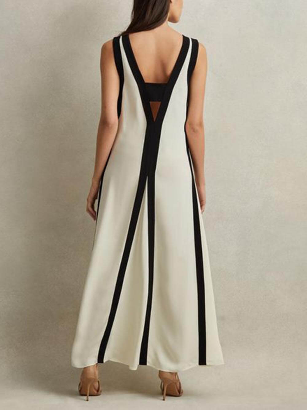Colorblock Reversible A-Line Maxi Dress with Dual-Tone Design