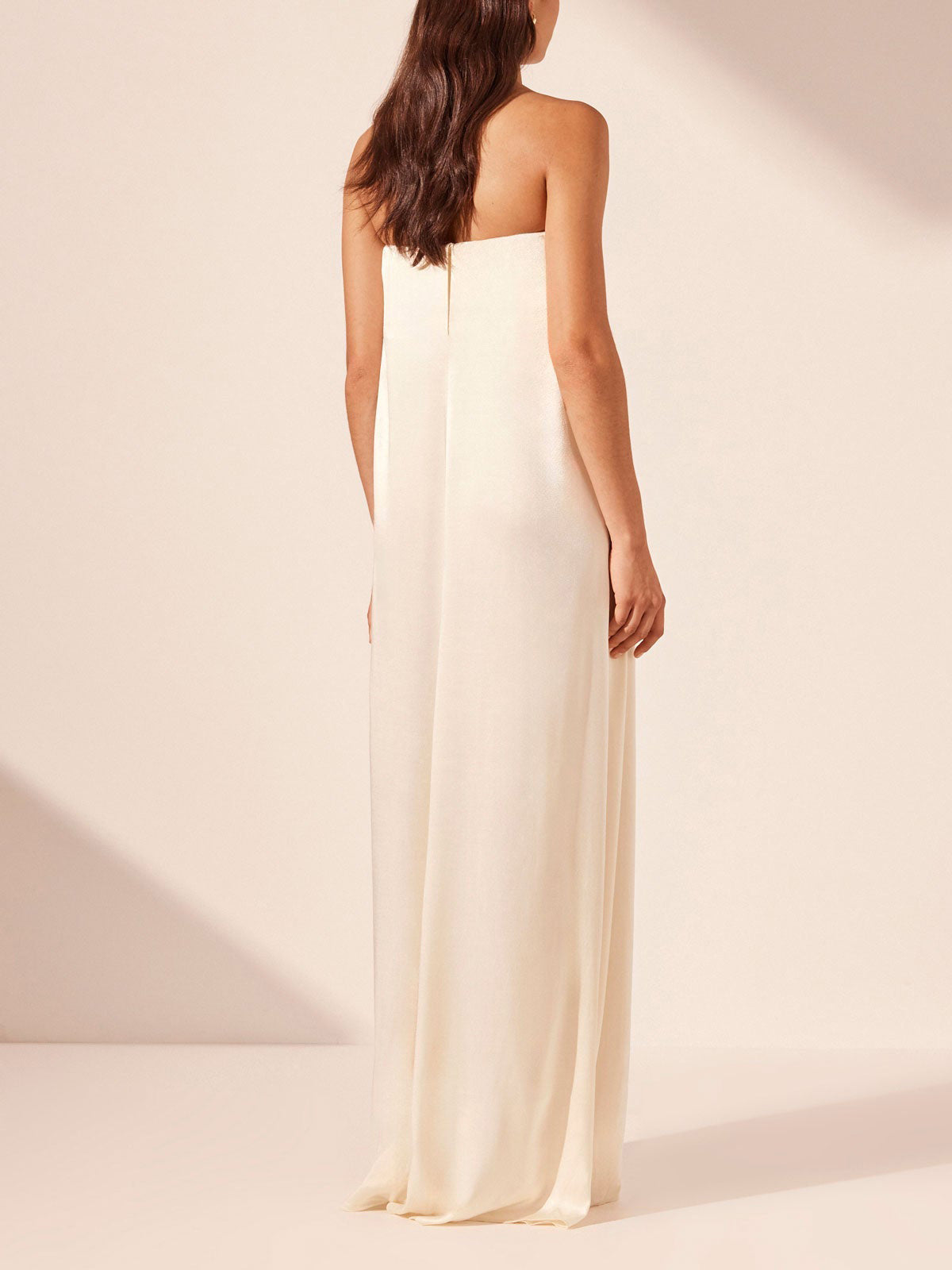 Luxurious Satin Maxi Evening Gown – Elegant, Flattering Maxi Dress for Formal Occasions