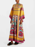 Elegant Long Flowing Maxi Dress for Casual Chic and Fashion-Forward Style
