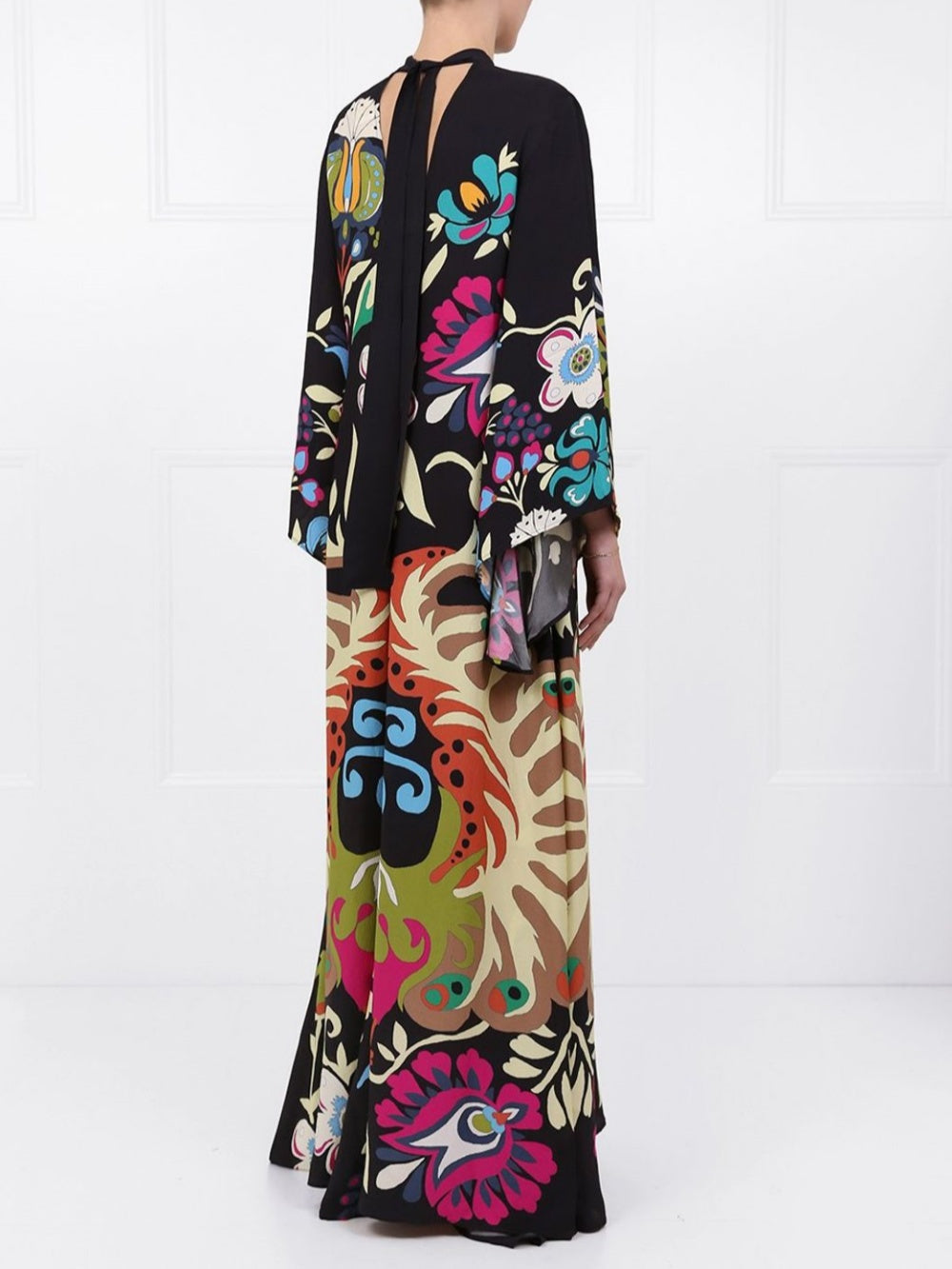 Vibrant Peacock-Print Maxi Dress