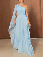 Effortless Elegance: Pleated Off-the-Shoulder Maxi Dress with a Fluid, Flowing Silhouette