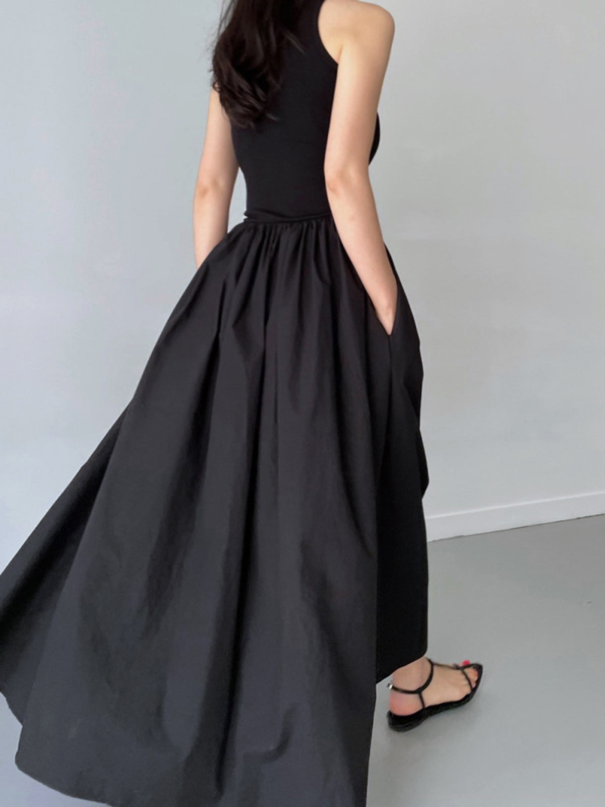 Casual Crew-Neck Maxi Dress