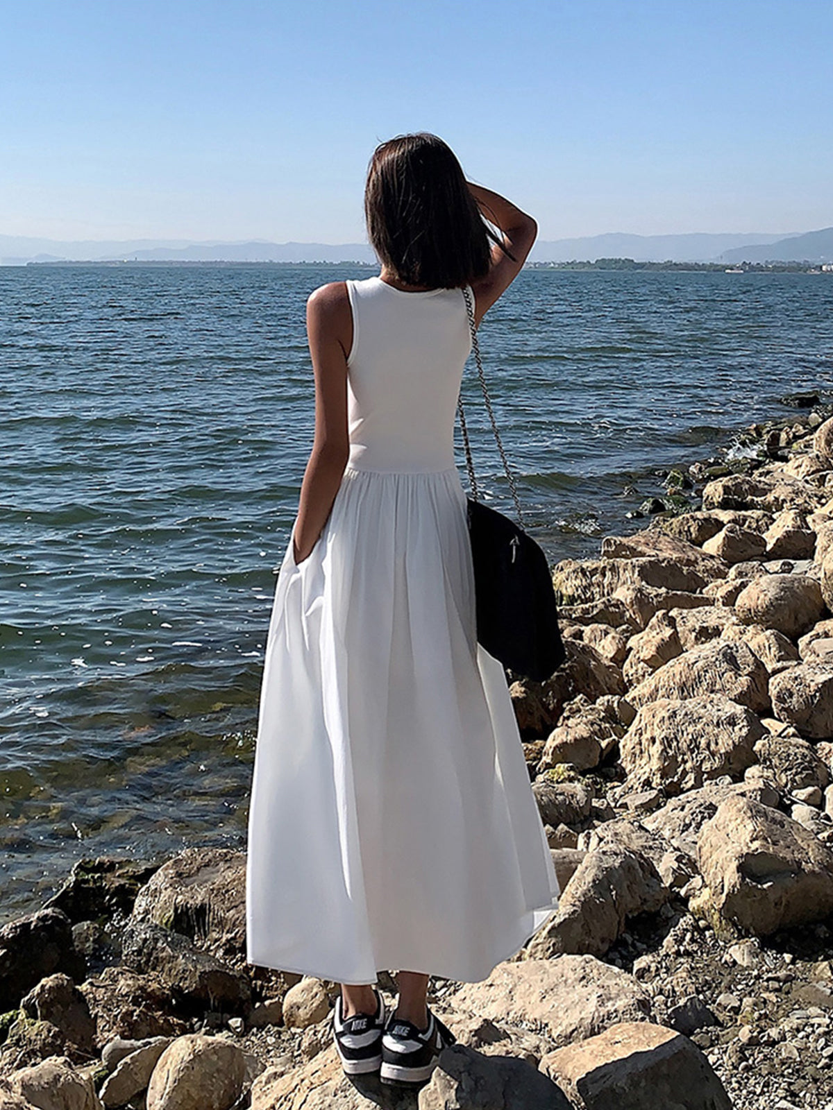 Casual Crew-Neck Maxi Dress
