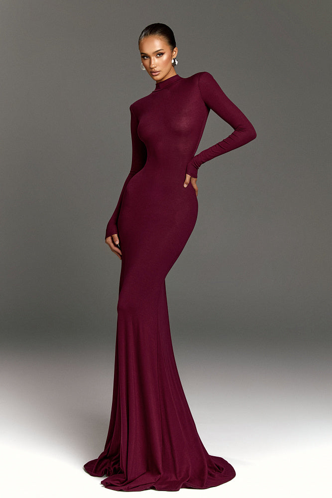 Noire｜Luxurious Turtleneck Maxi Dress