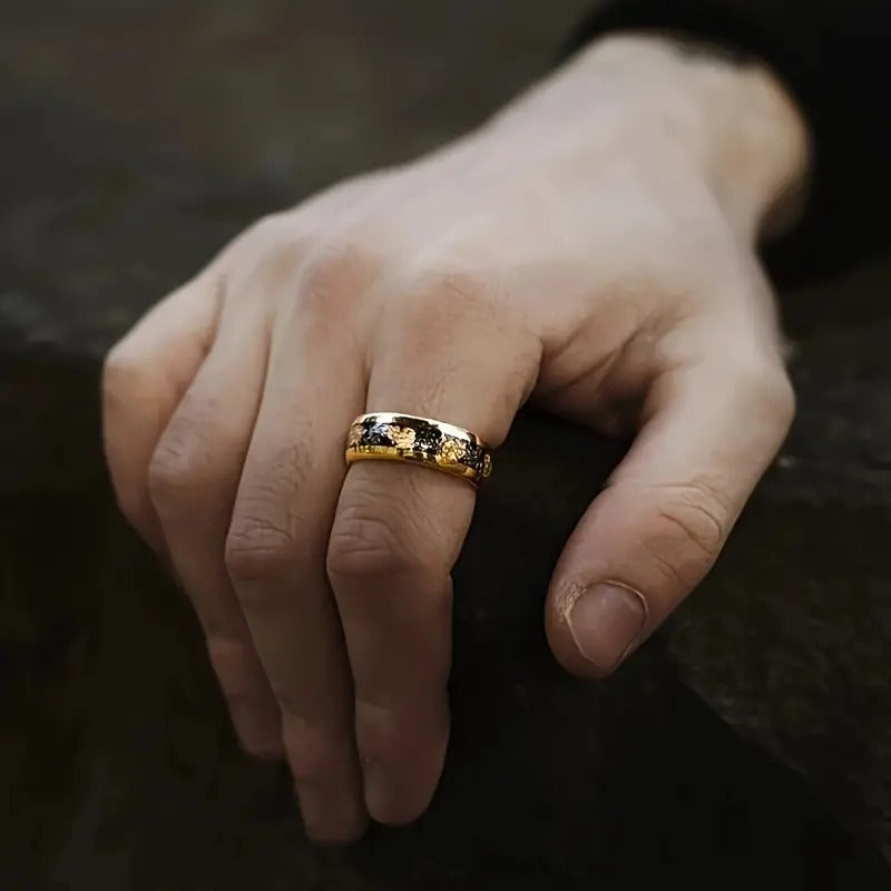 Hawthorne Monarch Ring - Regal Craftsmanship