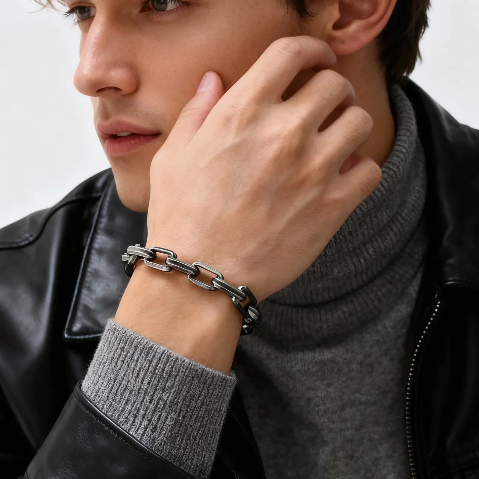 Loxley Bracelet - Timeless Style