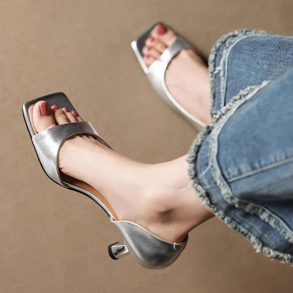 Cillian Leather Heels - Elegant, Timeless Footwear