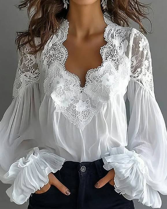 Quinn Floral Blouse - Delicate Flower Print, Lightweight & Flattering