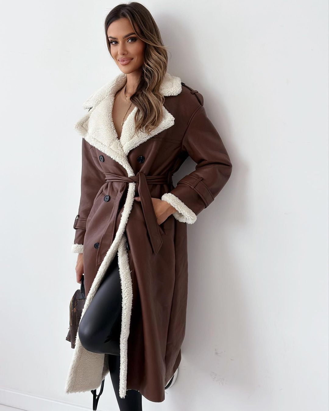 Monroe Luxury Teddy Coat - Ultra-Soft Plush & Cozy Warmth