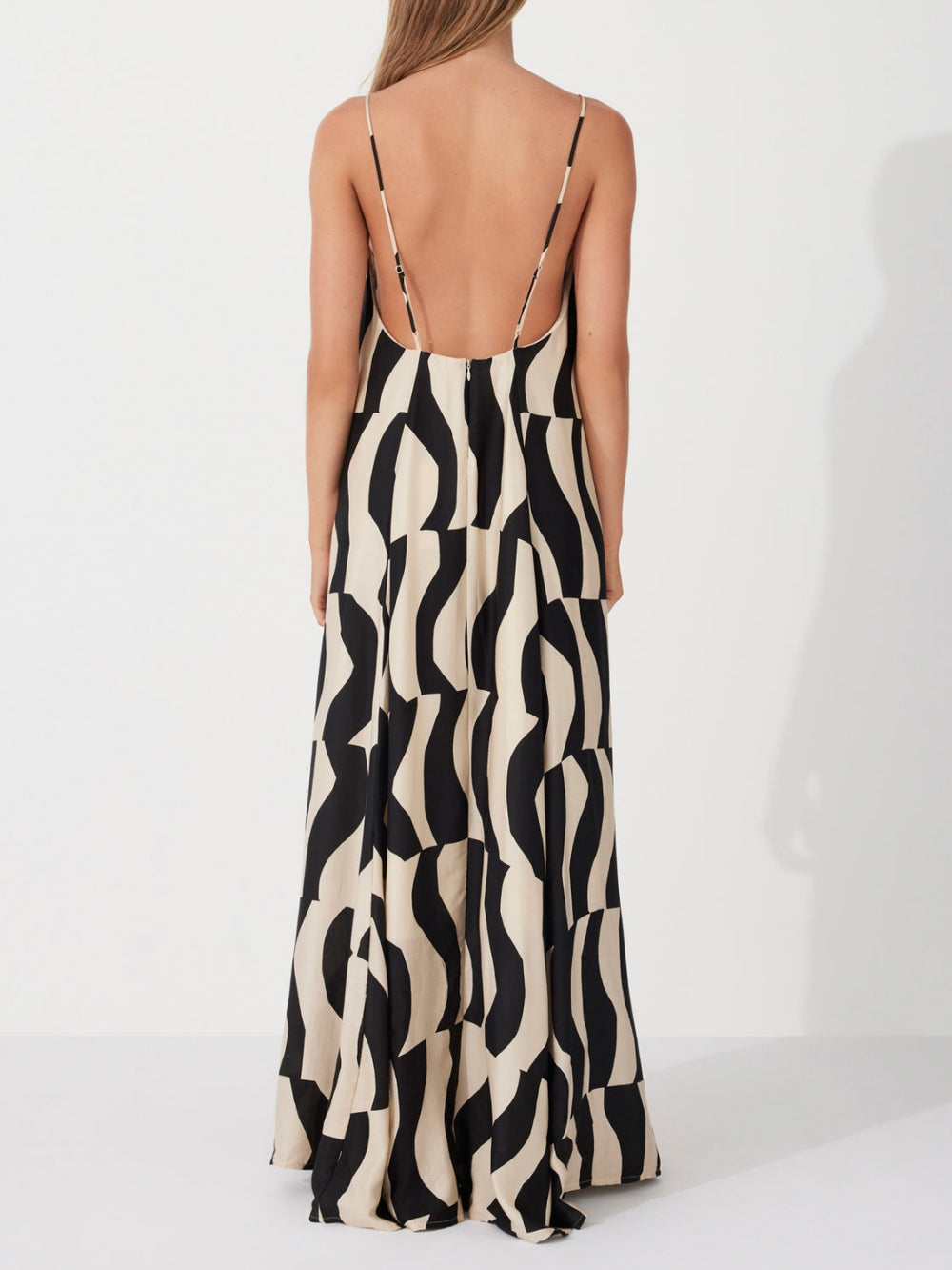 Effortless Relaxed-Fit Maxi Dress with Scooped-Back