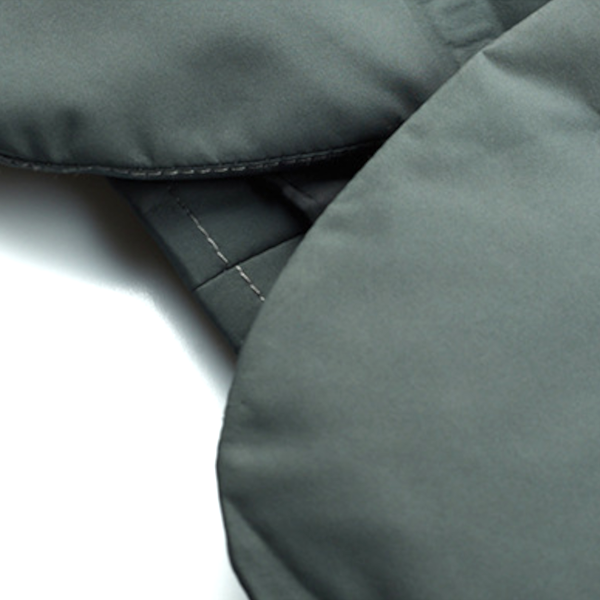 Sharp Focus Urban Windbreaker: Sleek, Lightweight City Jacket