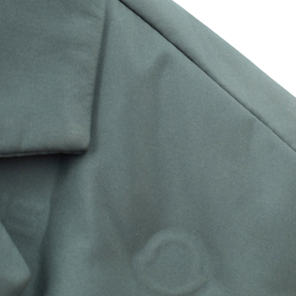 Sharp Focus Urban Windbreaker: Sleek, Lightweight City Jacket