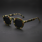 Beckett Shades: Timeless Sunglasses for Everyday Style